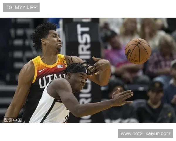 爵士五连败期间问题诊断 外线火力支援不足导致进攻端陷入停滞