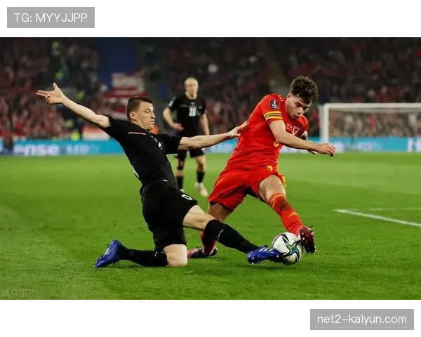 布雷斯特上半场密集防守反击效率惊人，三脚射门打入三球